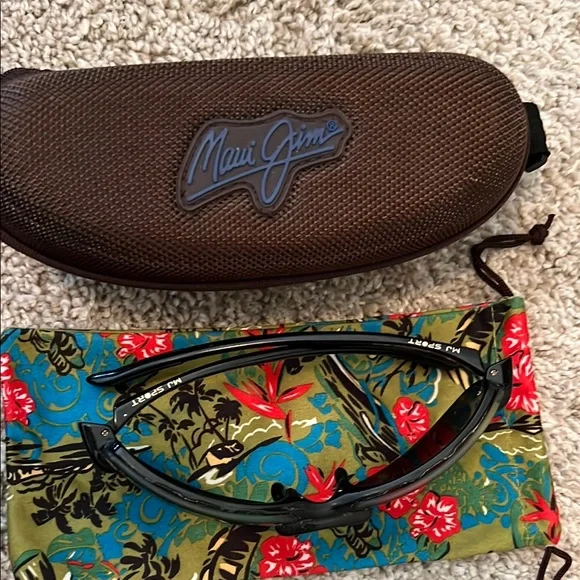 Maui Jim Black Banyans Sunglasses